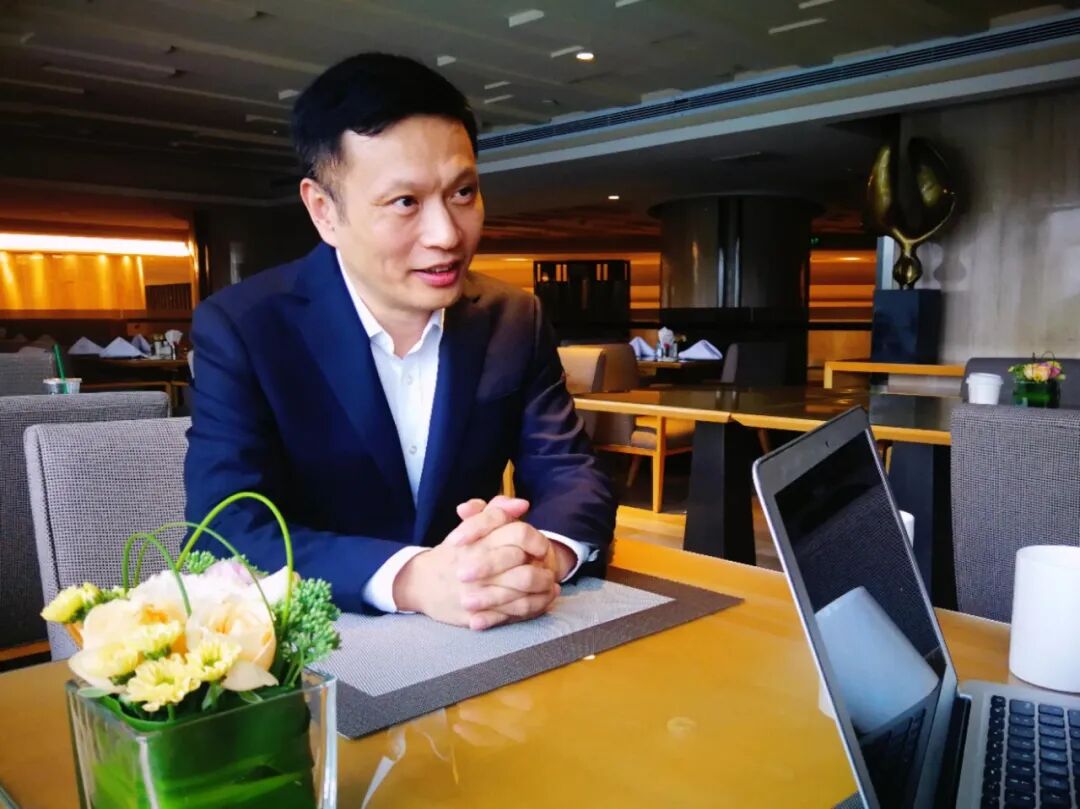 迅雷起诉前CEO，追索2亿元：其为美国籍，滞留境外已5年！他被曝与前副总裁有婚外情并一同出境，常说“我对钱没兴趣”