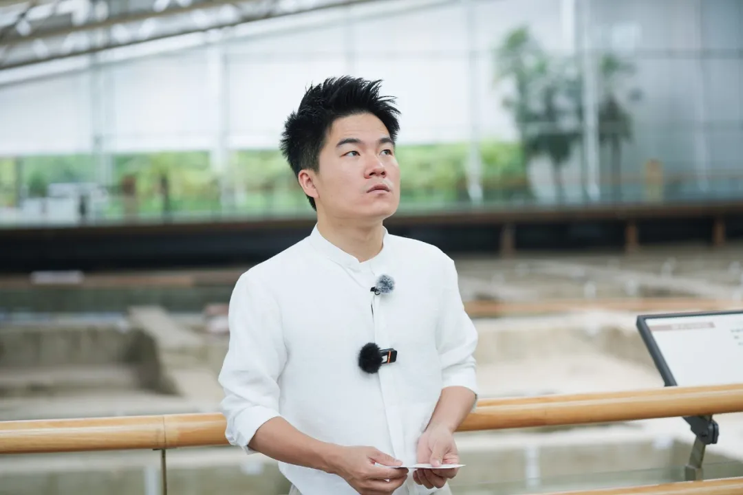 83.3元3只,与辉同行“皖西麻黄鸡”被质疑:直播头部IP的议价力,也是一种杀伤力 83.3元3只,与辉同行“皖西麻黄鸡”被质疑:直播头部IP的议价力,也是一种杀伤力