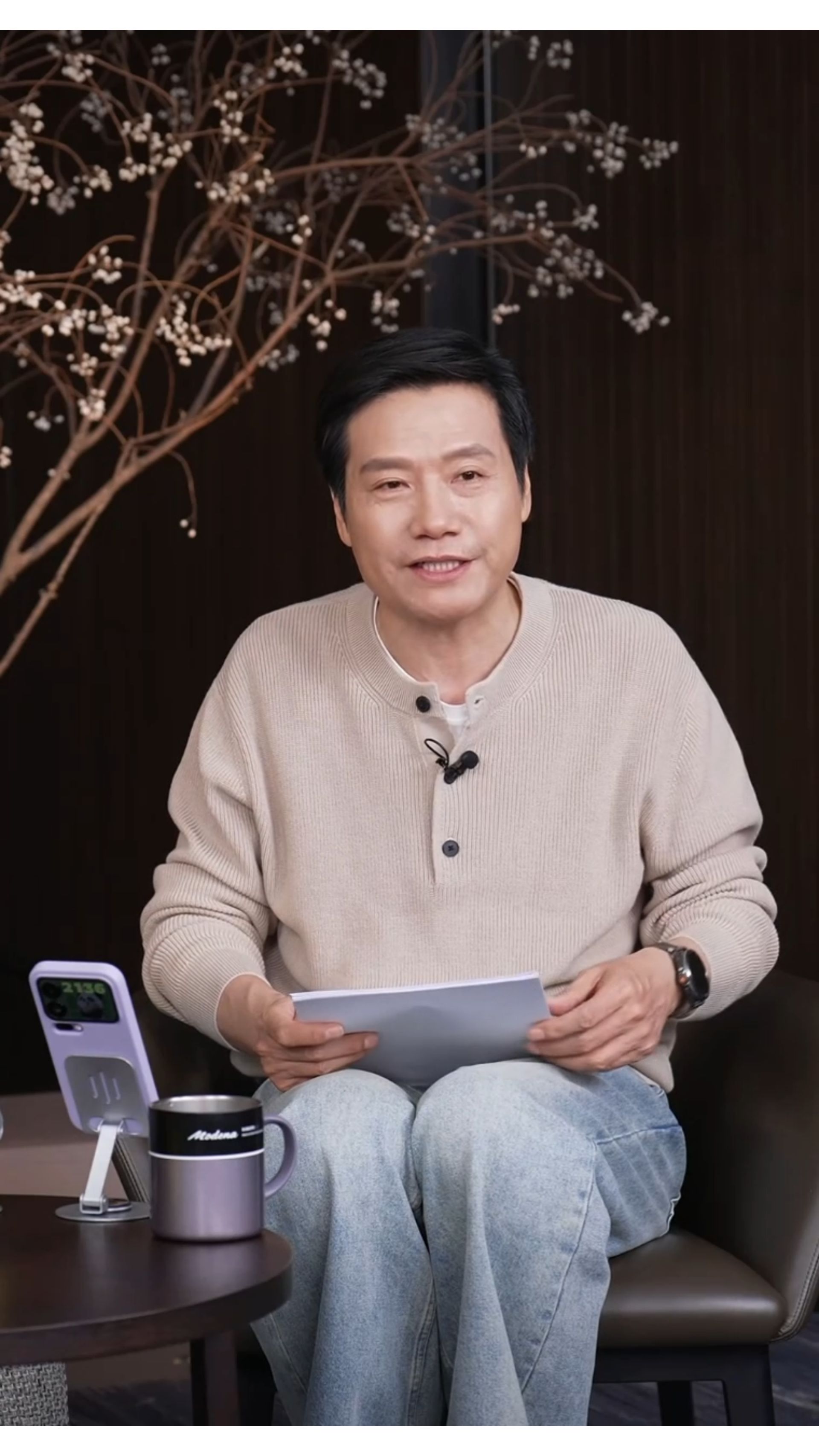 雷军直播再谈“反小字营销”!新一代小米SU7更多细节披露!YU7“效仿”特斯拉推“7年低息”购车政策 雷军直播再谈“反小字营销”!新一代小米SU7更多细节披露!YU7“效仿”特斯拉推“7年低息”购车政策