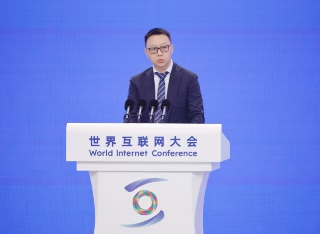 吴泳铭“家书”定义阿里“关键时刻”：仍在创业！淘宝闪购稳大盘，千问App搏未来，2026年怎么打？