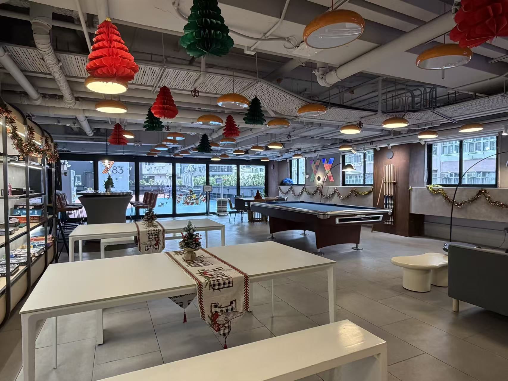 内地生赴港读书潮催热“宿舍生意”，学生公寓成香港当红投资标的