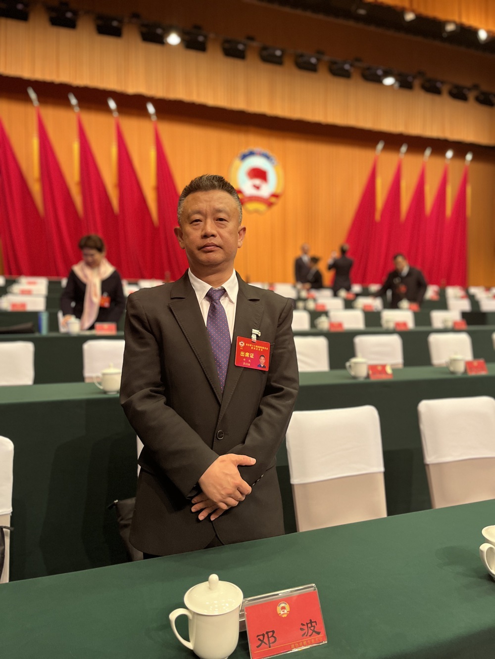 成都市政协委员、成都智元汇董事长邓波:成都地铁可打造成为城市“AI超级充电宝” 成都市政协委员、成都智元汇董事长邓波:成都地铁可打造成为城市“AI超级充电宝”