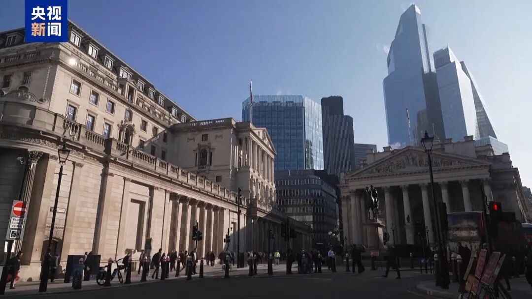 特朗普突然变卦，还称“美国从没需要过北约”！欧洲抛售美国资产，美股震荡，英特尔暴跌17%，金价银价狂飙！英首相：特朗普应道歉