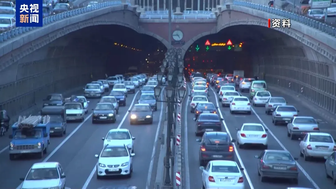 美国务院:美国公民立即离开伊朗!特朗普:对伊朗贸易伙伴征收25%关税!伊朗外长称大量证据显示美以参与近期骚乱 美国务院:美国公民立即离开伊朗!特朗普:对伊朗贸易伙伴征收25%关税!伊朗外长称大量证据显示美以参与近期骚乱