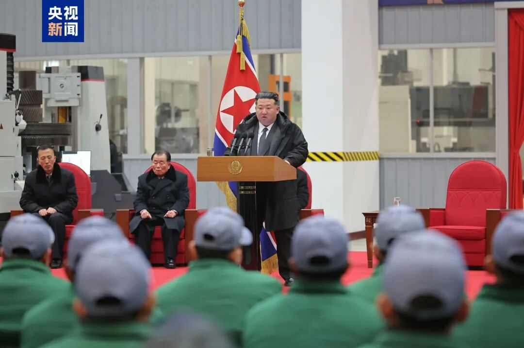 金正恩出席竣工典礼,现场罢免朝鲜副总理杨胜虎:某些领导干部不负责任、粗枝大叶、昏庸无能,对于不负责任和持消极态度的人不再期待 金正恩出席竣工典礼,现场罢免朝鲜副总理杨胜虎:某些领导干部不负责任、粗枝大叶、昏庸无能,对于不负责任和持消极态度的人不再期待