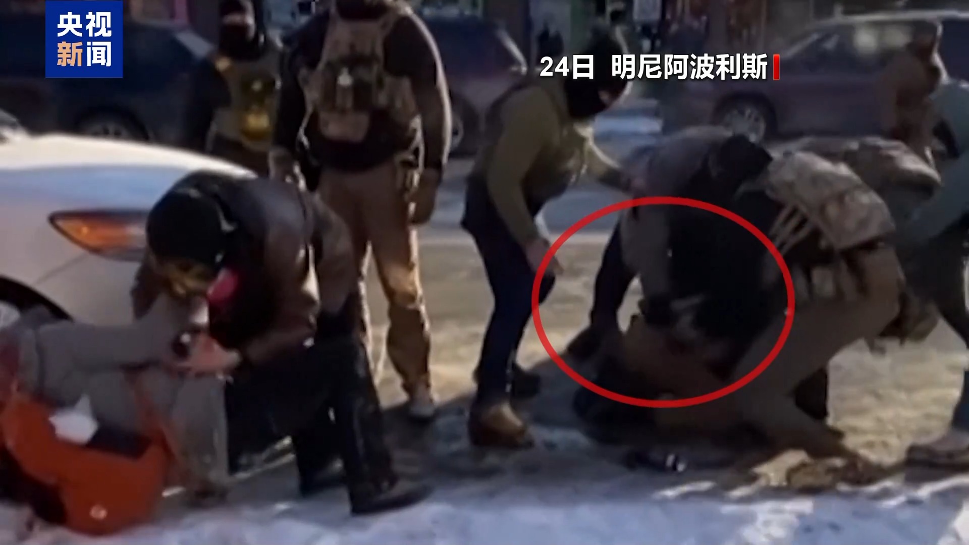 美联邦执法人员枪击致死事件引发持续抗议!特朗普:执法将适度放缓,但不会停